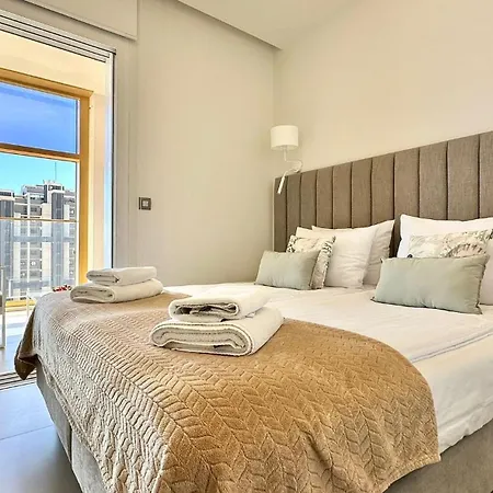 Intempo By Leo 아파트