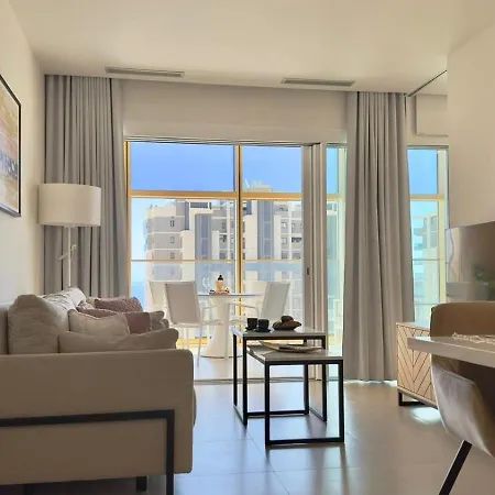 Intempo By Leo Appartement *