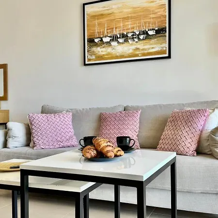 아파트 Intempo By Leo 베니돔